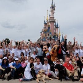 Les chiens guides d’aveugles s’invitent à Disneyland Paris